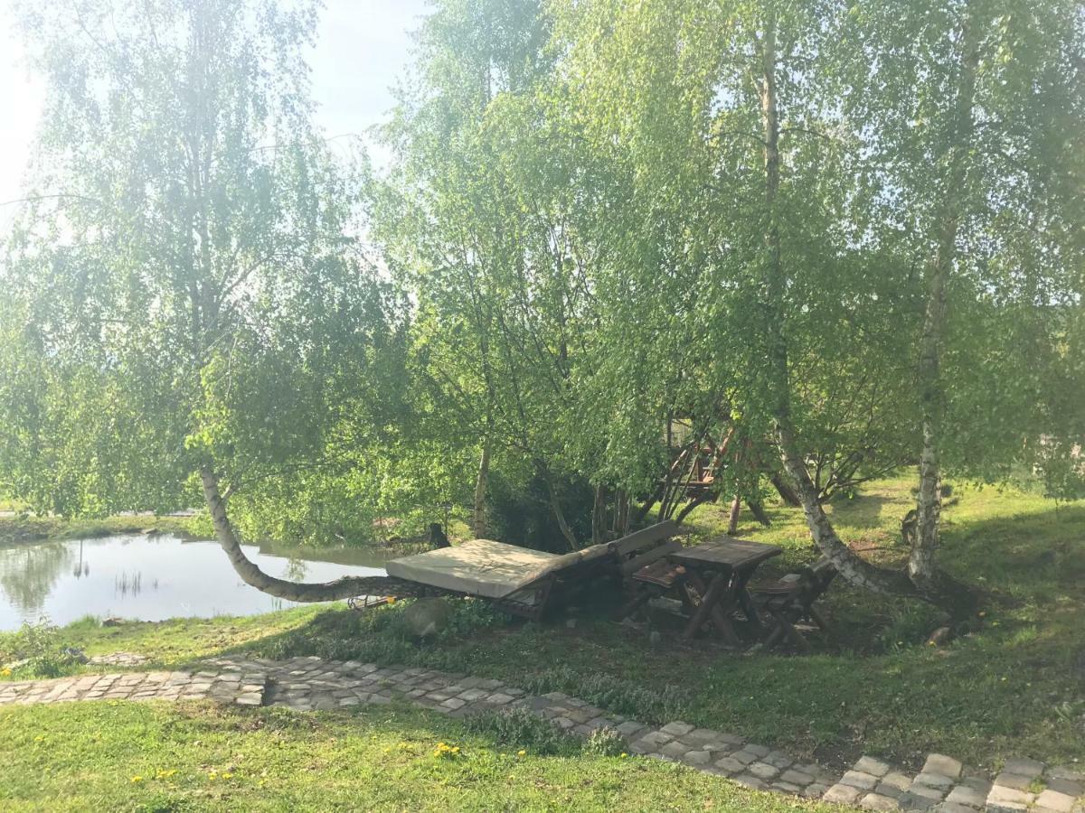 Trovanti Apartment Erdőfelek Kültér fotó